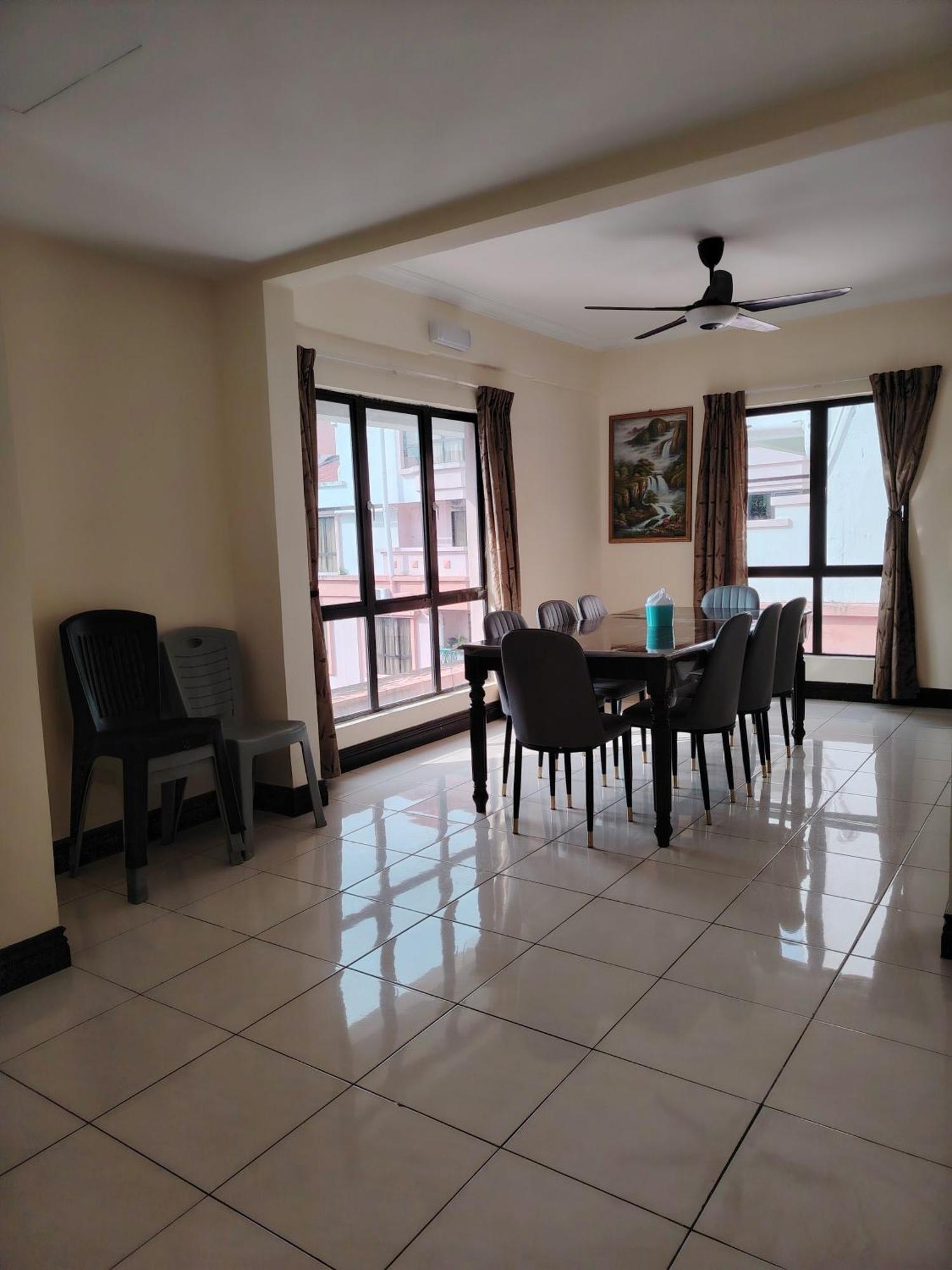 Town Condo - Marina Court קוטה קינבלו מראה חיצוני תמונה